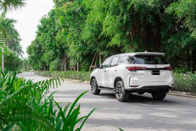 Fortuner 2025: Bảng giá lăn bánh, Thông tin Xe & Ưu đãi tháng 07/2025 - Hình ảnh 5