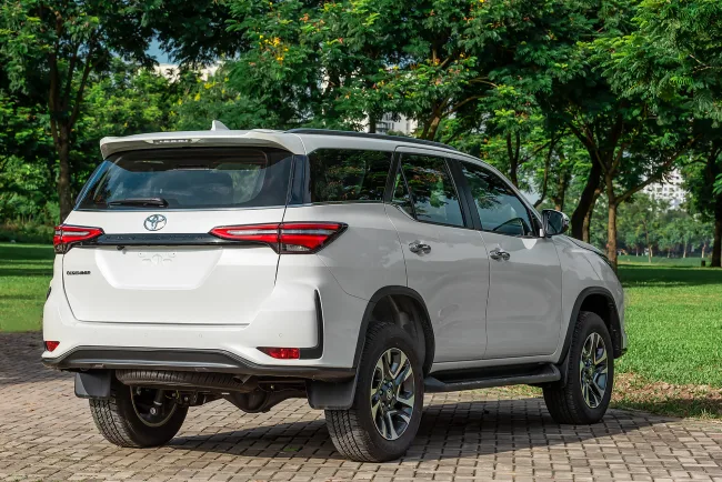 Fortuner 2025: Bảng giá lăn bánh, Thông tin Xe & Ưu đãi tháng 07/2025 - Hình ảnh 7