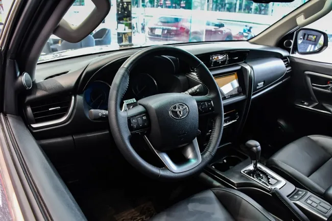 Fortuner 2025: Bảng giá lăn bánh, Thông tin Xe & Ưu đãi tháng 07/2025 - Hình ảnh 10