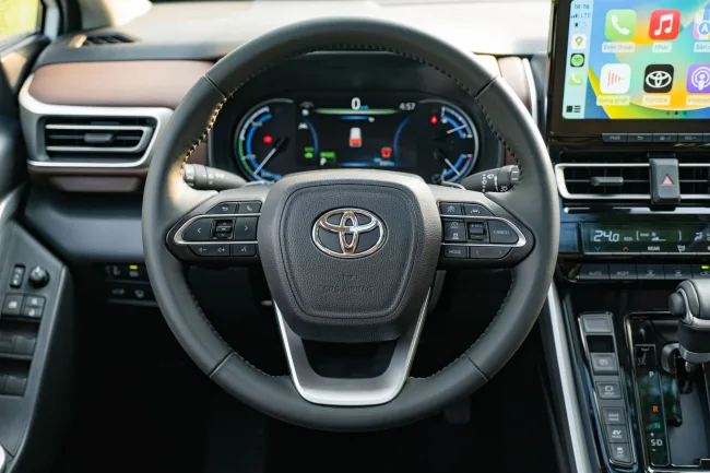 Toyota Innova Cross 2025: Giá lăn bánh, Thông tin Xe & Ưu đãi tháng 07/2025 - Hình ảnh 16