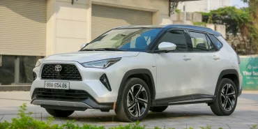 Toyota Yaris Cross 2025: Giá lăn bánh, Thông tin Xe & Ưu đãi tháng 07/2025