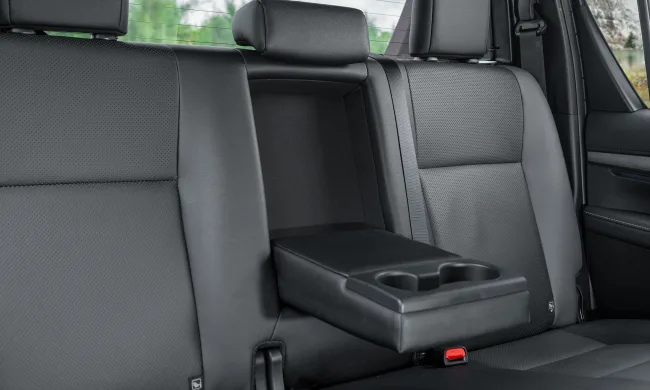 Toyota Hilux 2025: Giá lăn bánh, Thông tin Xe & Ưu đãi tháng 07/2025 - Hình ảnh 30