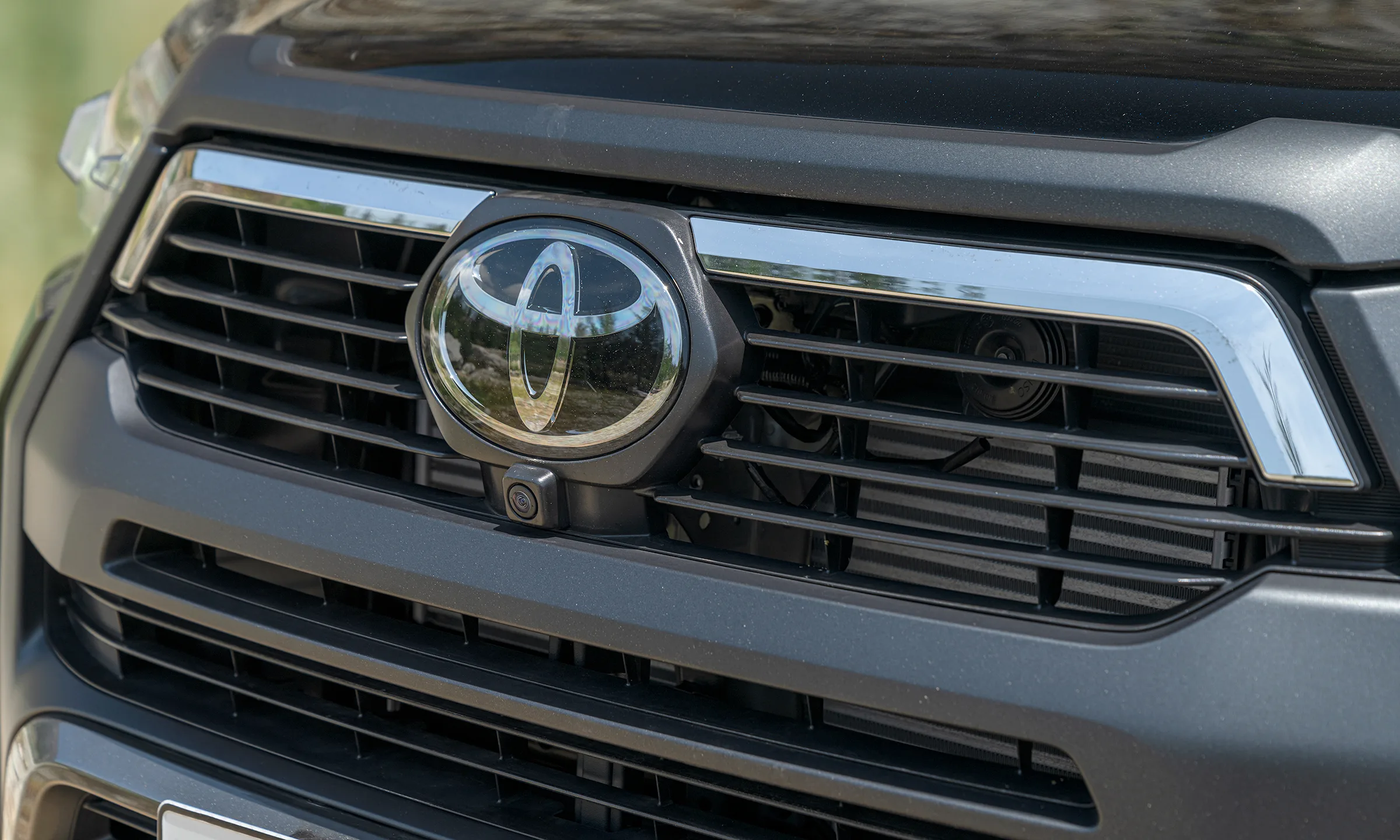 Toyota-Hilux-2024-41-1737515183