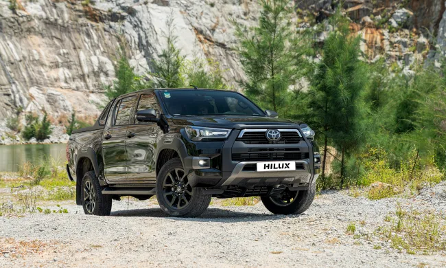 Toyota Hilux 2025: Giá lăn bánh, Thông tin Xe & Ưu đãi tháng 07/2025 - Hình ảnh 6