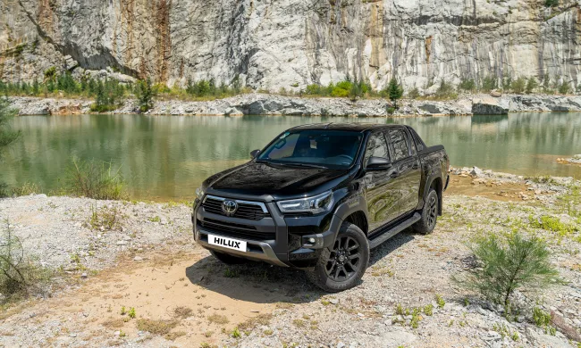 Toyota Hilux 2025: Giá lăn bánh, Thông tin Xe & Ưu đãi tháng 07/2025 - Hình ảnh 7