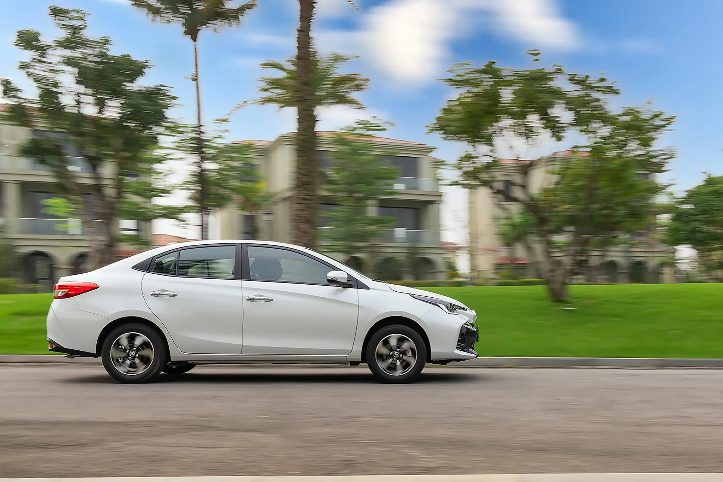 Vios-2023-28