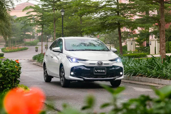 Toyota Vios 2025: Giá lăn bánh, Thông tin Xe & Ưu đãi tháng 07/2025