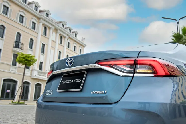 Toyota Corolla Altis 2025: Giá lăn bánh, Thông tin Xe & Ưu đãi tháng 07/2025 - Hình ảnh 9
