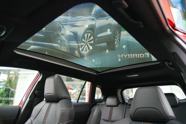 Toyota Corolla Cross: Giá lăn bánh, Thông tin Xe & Ưu đãi tháng 07/2025 - Hình ảnh 16