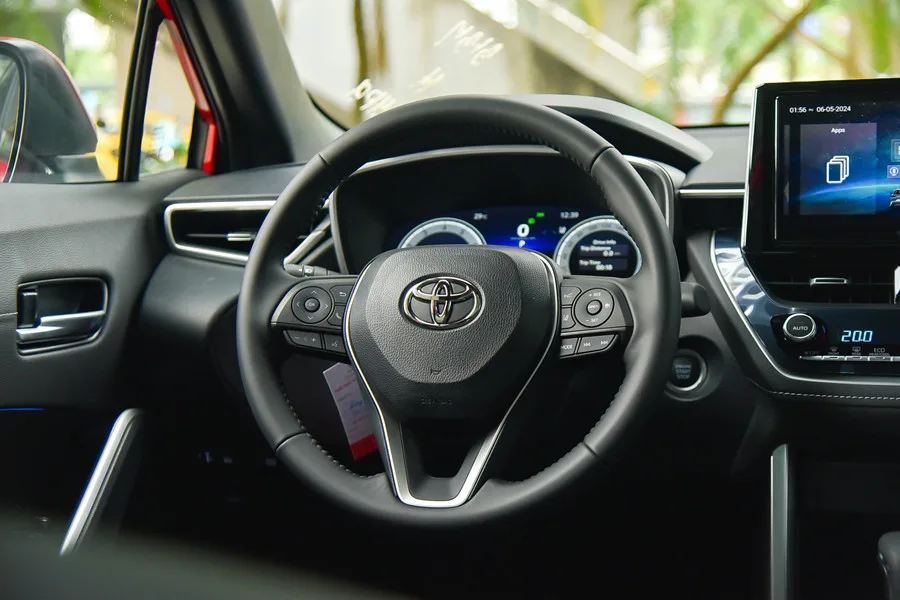 toyota corolla cross 0120