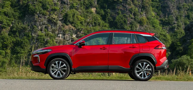 Toyota Corolla Cross: Giá lăn bánh, Thông tin Xe & Ưu đãi tháng 07/2025 - Hình ảnh 4