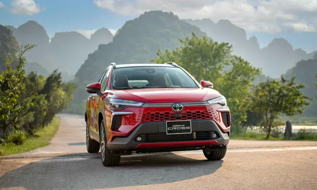 Toyota Corolla Cross: Giá lăn bánh, Thông tin Xe & Ưu đãi tháng 07/2025 - Hình ảnh 3